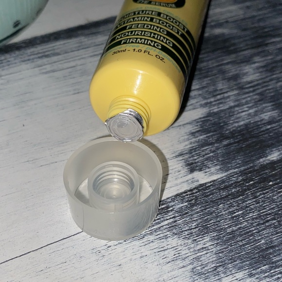 Mudmasky Vitamin-Infused Eye Serum - Picture 3 of 3